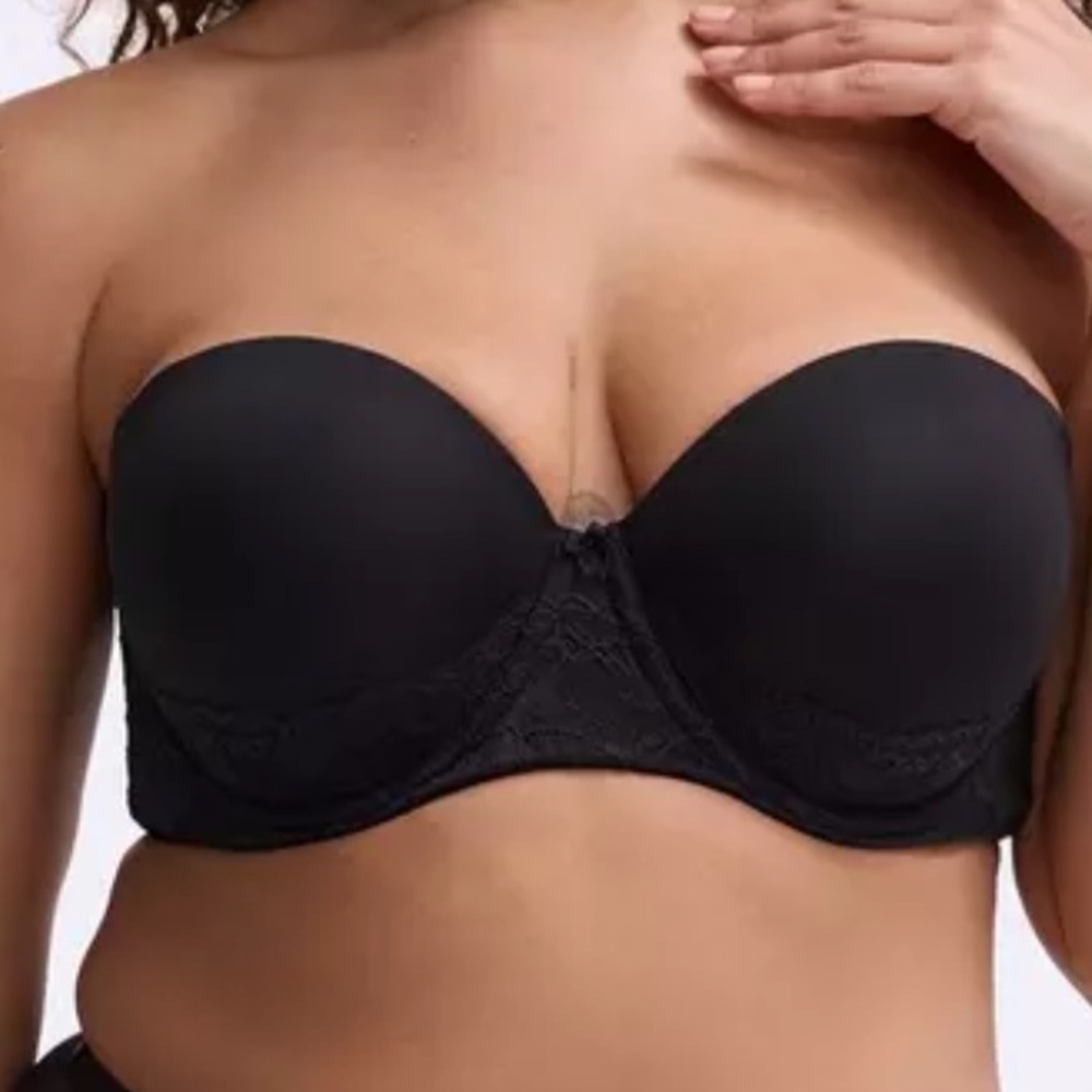 Torrid - Picture 3 of 6
